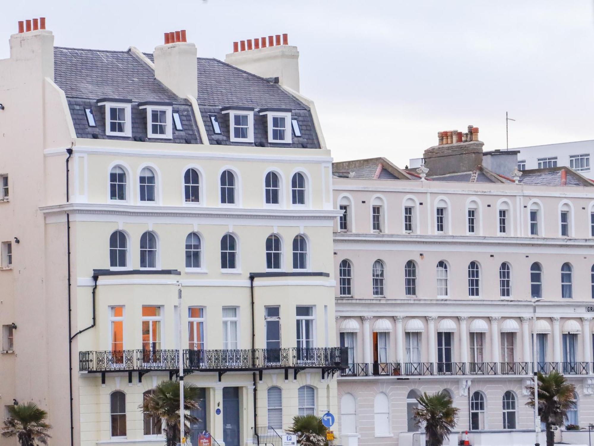 Apartamento The Old Spy Headquarters Folkestone Exterior foto